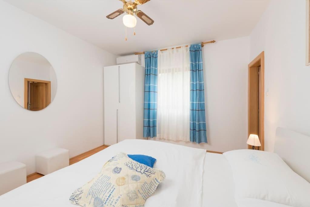 In Historic Center Apartment
